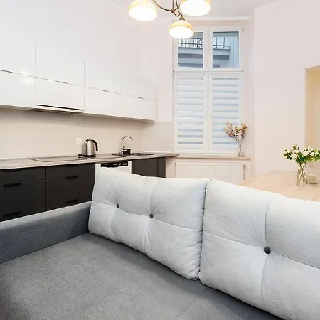 Apartment Sun & Snow Wrzesinska Near Old Town *