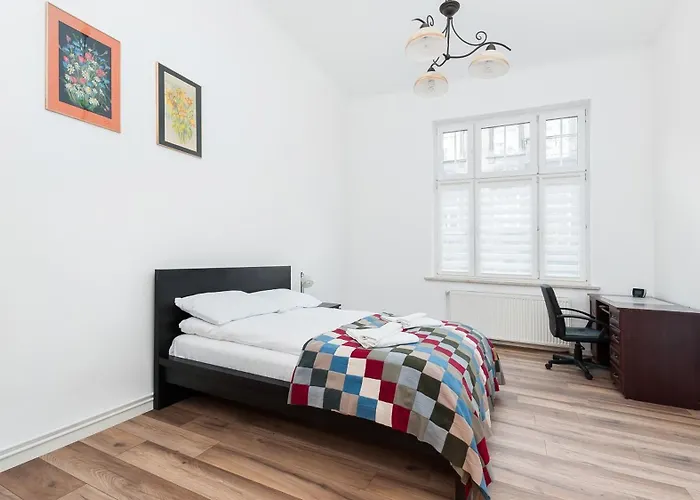 Wrzesinska, Sun & Snow